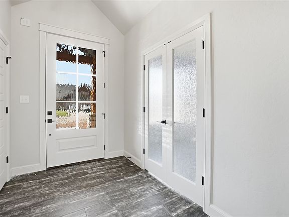 2nd image of 2406 NE Falcon Ln