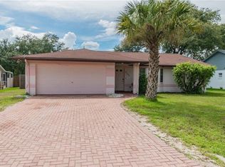 5407 Hill Dr, Zephyrhills, FL 33542