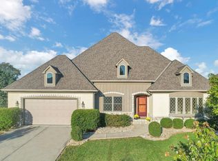 1738 Tuscarora Dr, Grove City, OH