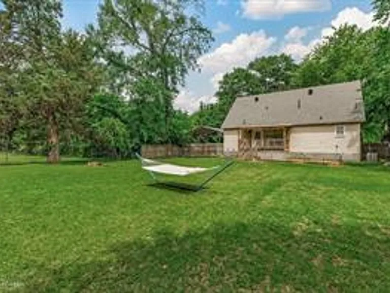 6339 Westwood Rd — Photo 25