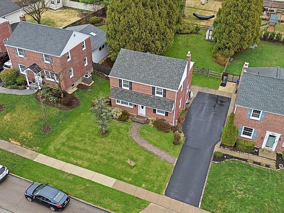4th image of 2609 Ashwood Dr