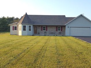 303 E Westminster Dr, Salem, IN 47167