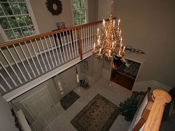 2-Story Foyer