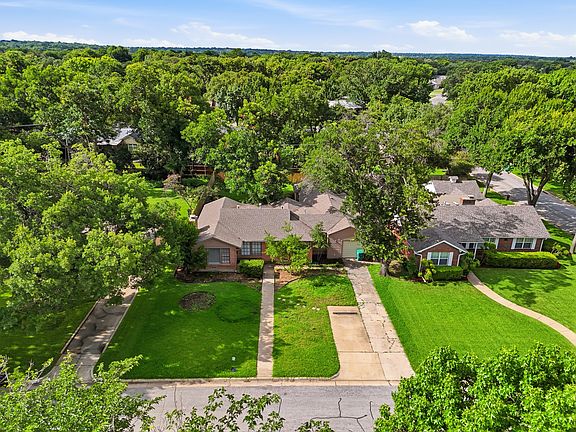 4th image of 3737 Shelby Dr