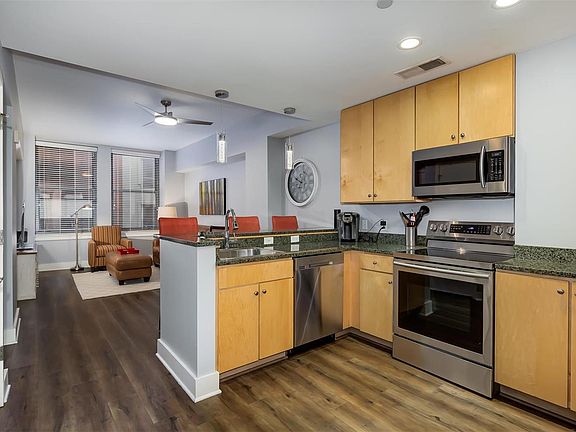 4th image of 314 N Broadway Ave Unit 503