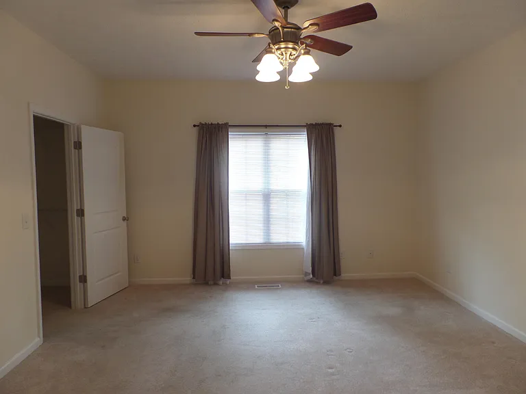 9 Remington Ln — Photo 11