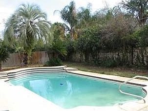 4th image of 1521 Kenlyn Dr