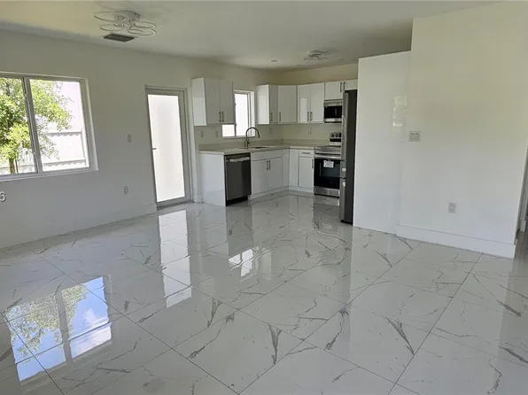 231 & 233 NW 3rd Ave #2333, Homestead, FL 33034