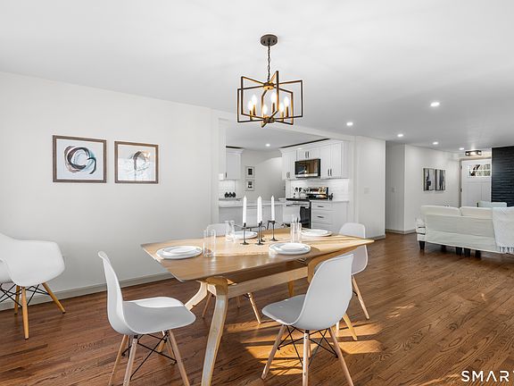 3rd image of 143 Sawyer Road