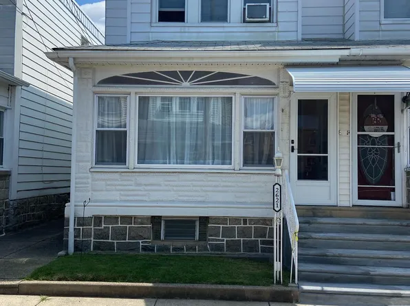 2621 Croydon St, Philadelphia, PA 19137