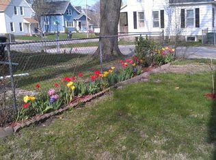 2807 17th St, Moline, IL 61265