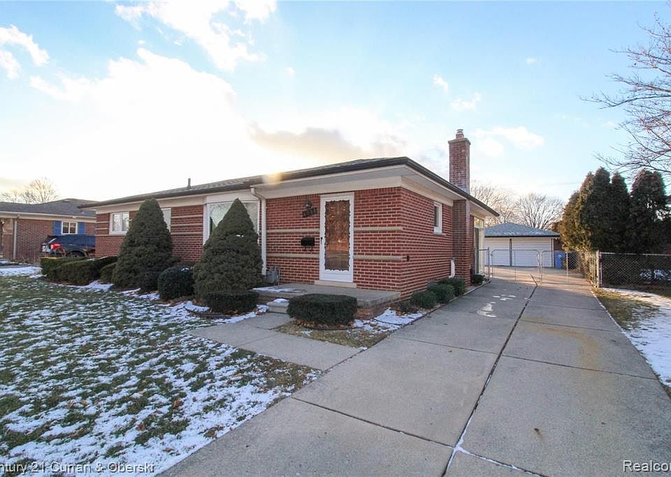 6711 N Evangeline St, Dearborn Heights, MI 48127 Zillow