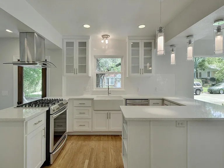 2914 Hampton Rd — Photo 11