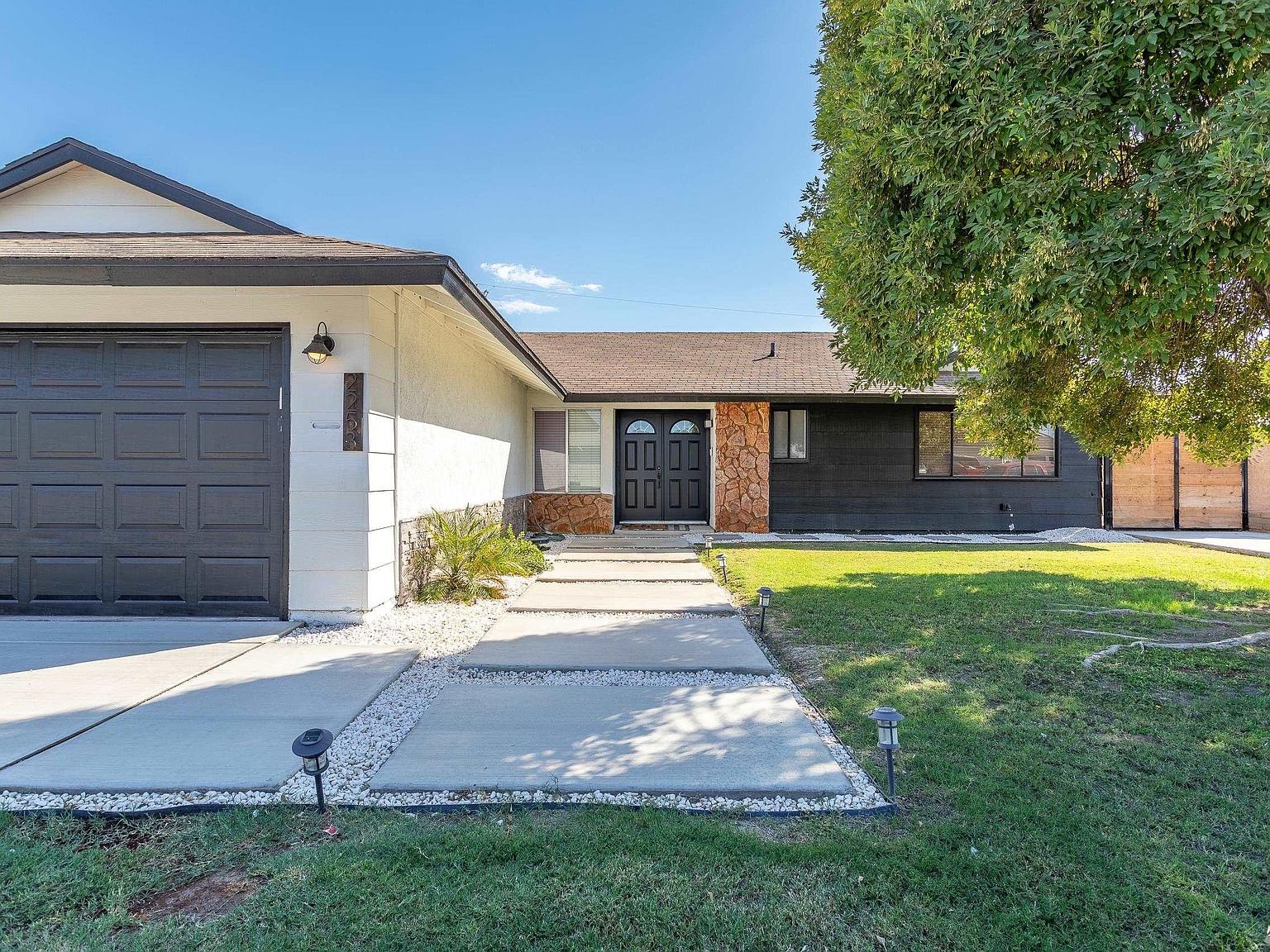2253 W 18th St, Yuma, AZ 85364 | Zillow