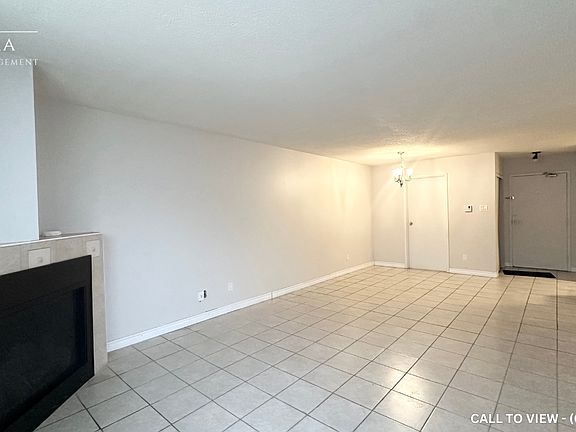 3rd image of 9 Jacksway Cres #115