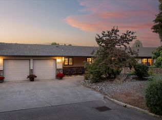 94806 E Granada Ct, Kennewick, WA 99338