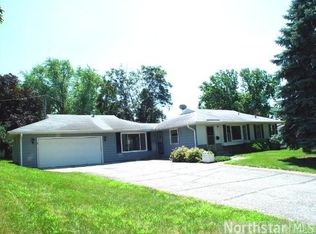 8531 Haeg Dr, Bloomington, MN 55431