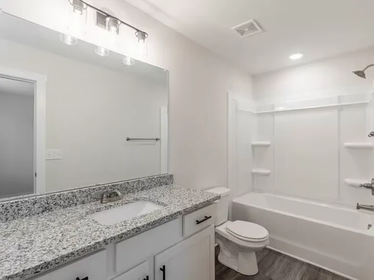 112 Aviator Cir #A — Photo 8