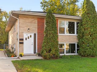 286 Wayne Ct APT 2, Bartlett, IL 60103