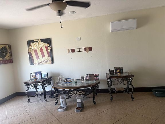 4th image of 220 Arroyo Dr
