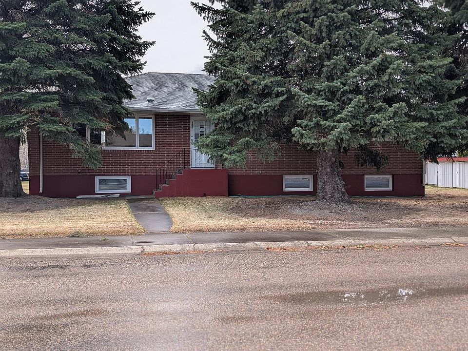 1st image of 300 Gallatin St
