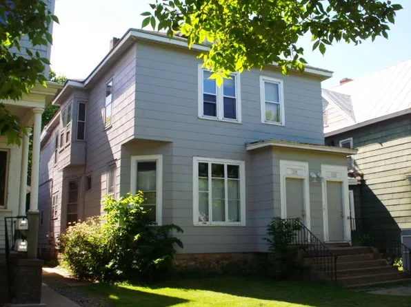 134 10th St S, La Crosse, WI 54601