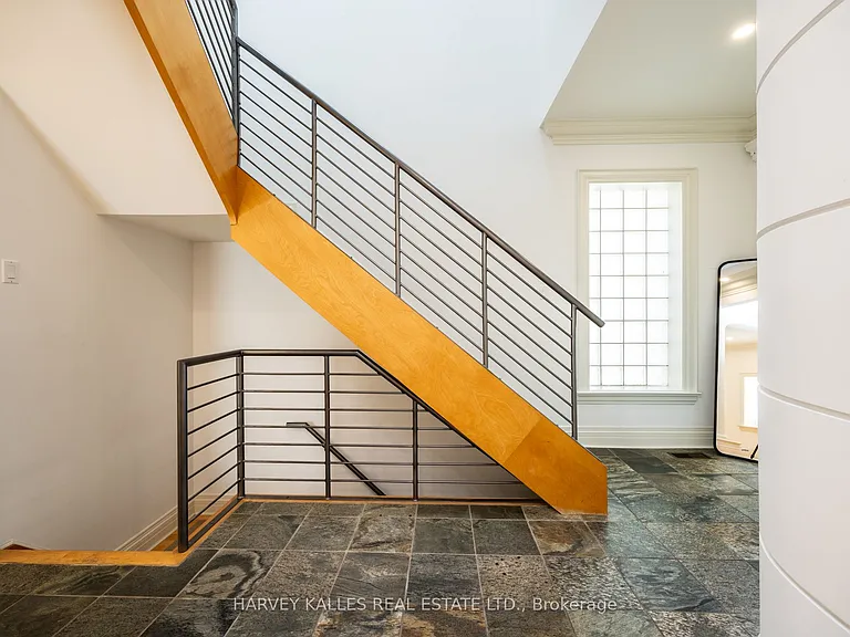 495 Deloraine Ave — Photo 4