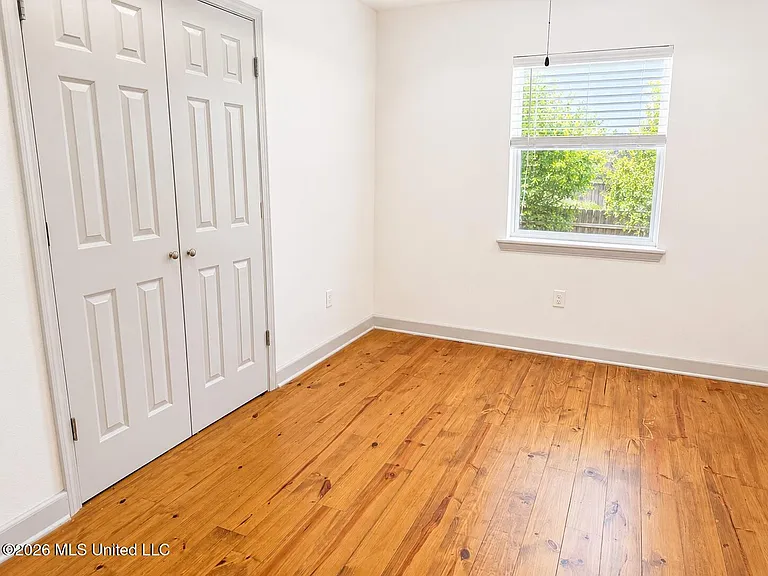 309 Seal Ave — Photo 11