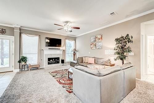 5th image of 10460 Nettie St