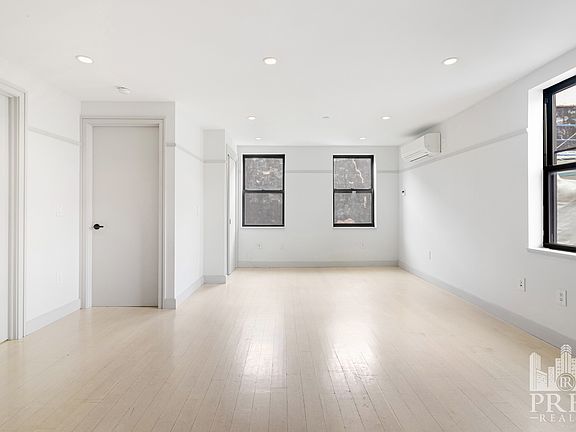 3rd image of 205 Avenue A APT 5A