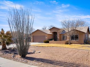 3884 Willow Glen Dr, Las Cruces, NM 88005