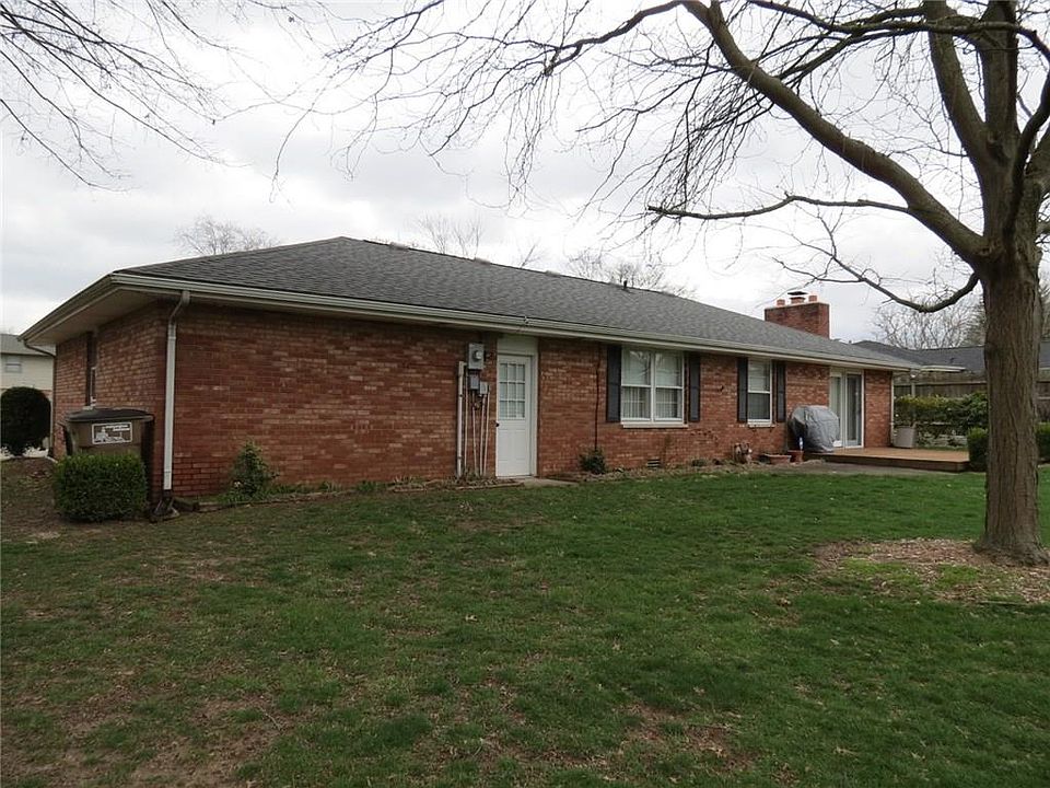 2nd image of 3020 Taylor Rd