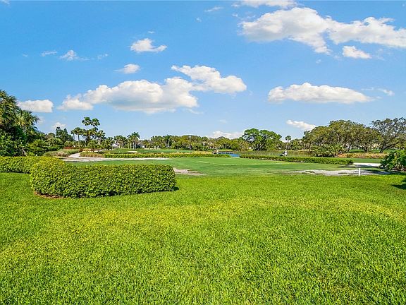 5th image of 156 Island Creek Dr