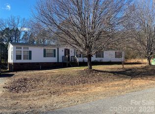 1956 Bison Trl, Maiden, NC 28650