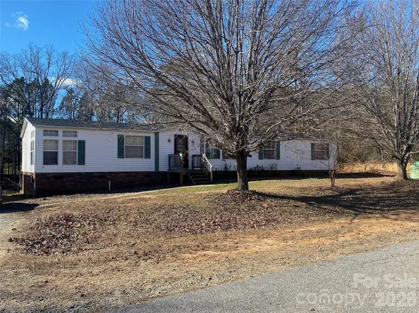 1956 Bison Trl, Maiden, NC 28650