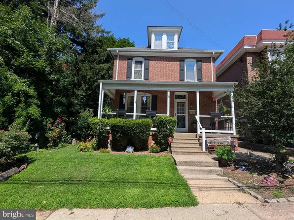 33 Centre Ave, Norristown, PA 19403