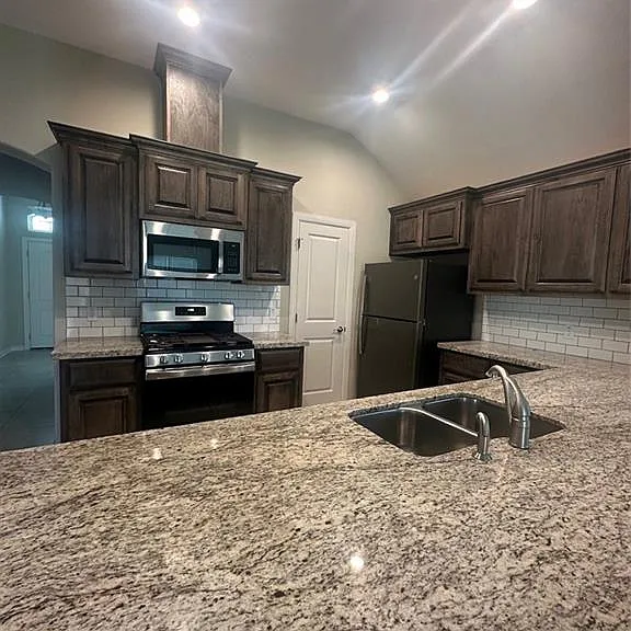14333 Chalk Ridge Dr — Photo 9