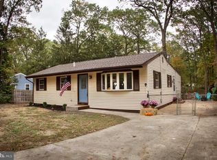 303 Timberline Dr, Mount Laurel, NJ 08054