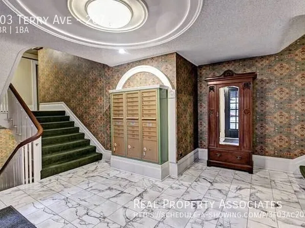 403 Terry Ave APT 207, Seattle, WA 98104