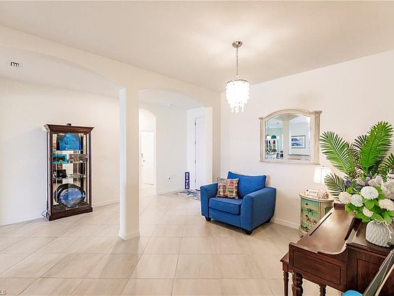 4th image of 3338 Menores WAY