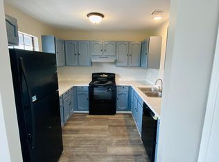 302 Sweetbriar St #D, Lafayette, LA 70506