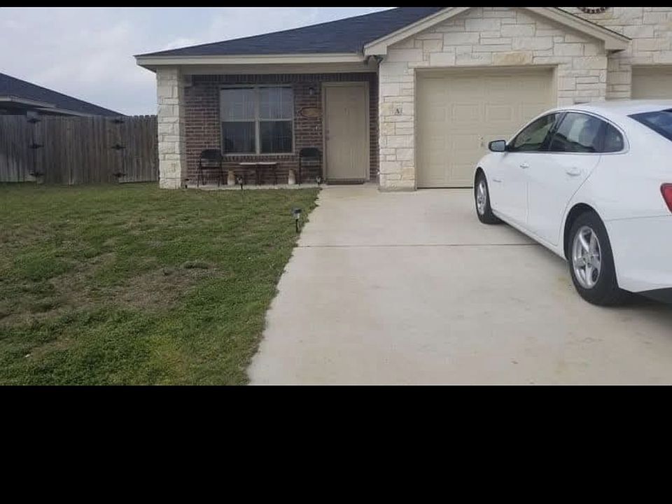 1st image of 4511 Cambridge Dr #B