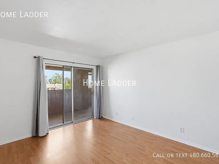 540 N May St #3075 — Photo 9