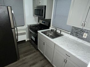 209 Gray St APT B, Chester, PA 19013