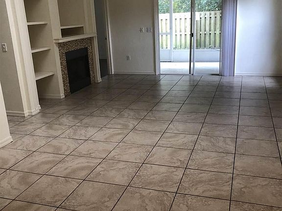 4th image of 2181 NW 52nd Pl