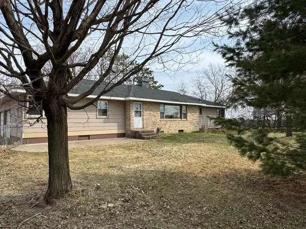 1344 N Lake Dr W, Braham, MN 55006