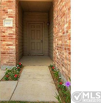 3rd image of 10620 Vista Heights Blvd