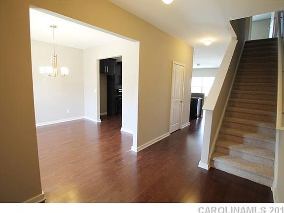 2nd image of 407 Battery Cir #68