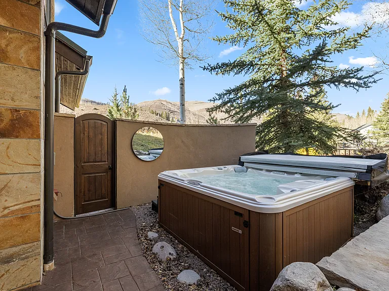 2614 Larkspur Ln #E — Photo 8