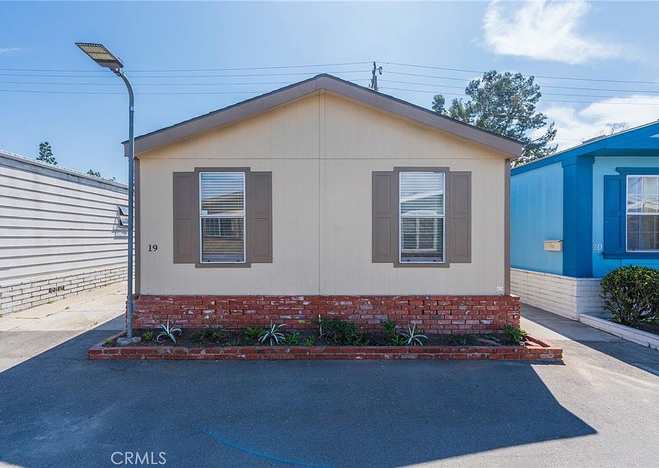 1st image of 12062 W Edinger Ave Space 19